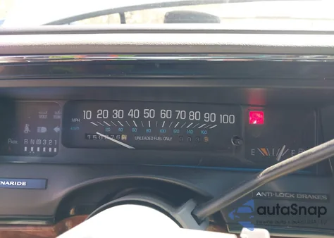 1996 Buick Park Avenue z USA, uszkodzony, nr VIN 1G4CW52K6TH644269